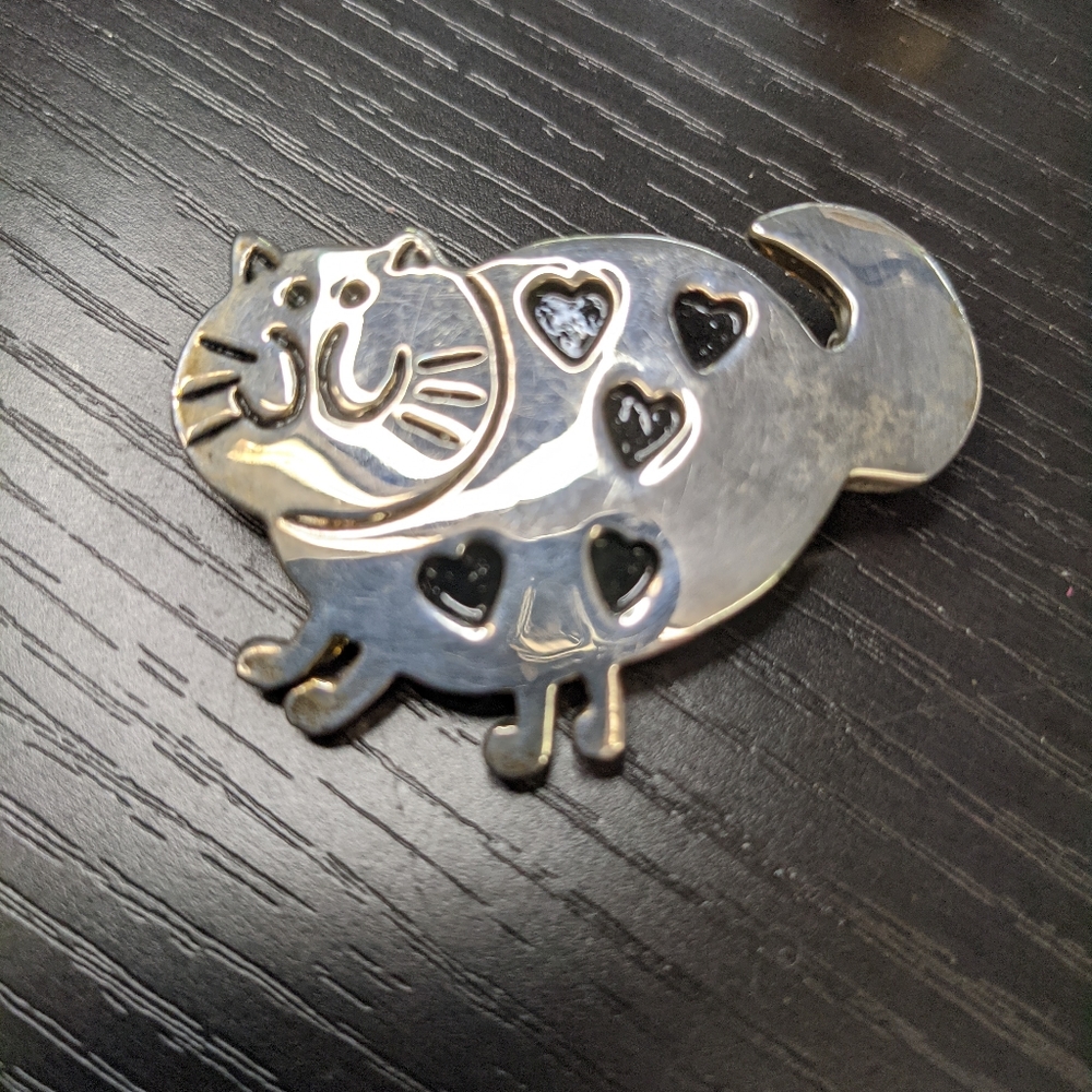 Sterling Silver & black enamel Vtg Live Cat brooch